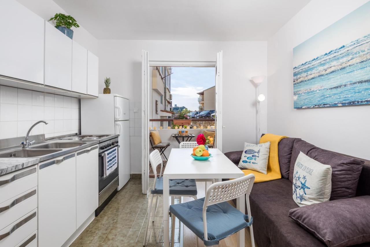 Apartment Papalina Vrsar Bagian luar foto